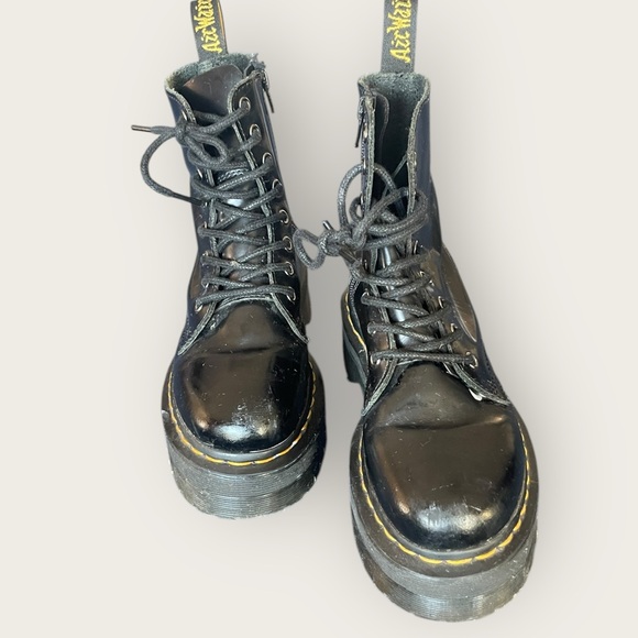 Doc Marten Sz 5 US Women’s Jadon Doc Martens Platform - Picture 2 of 7